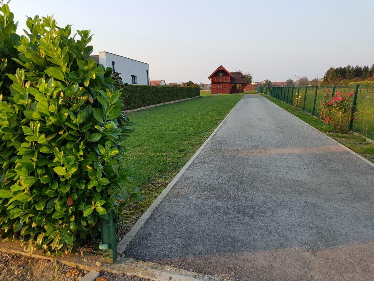 54 Green Road Varazdin Kucan Marof Exterior photo